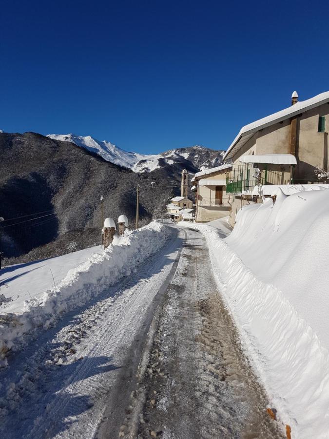 Chalets Mongioie Pra Di Roburent San Giacomo  Eksteriør billede